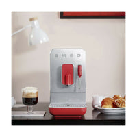 Superautomatische Kaffeemaschine Smeg BCC02RDMEU Rot 1350 W 1,4 L