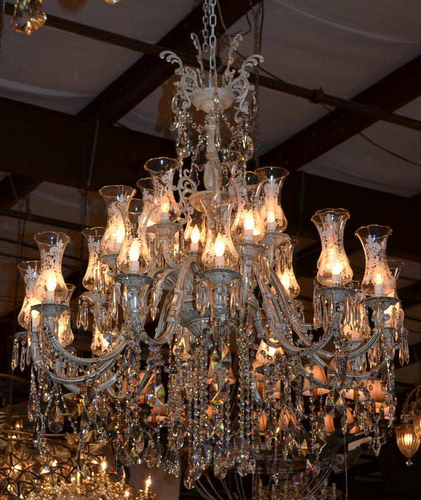 Chantilly Grand Chandelier