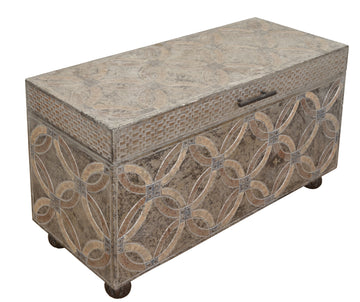 Calahewa Table Trunk