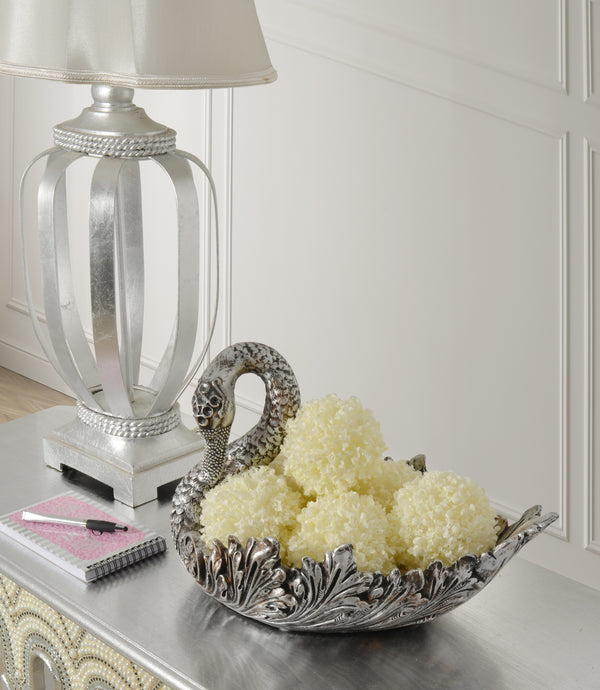 Galena Single Swan Centerpiece