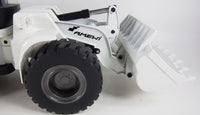 Construction - Wheel loader G484E AE white 1:14, partial metal RTR, sound, light, 10-channel