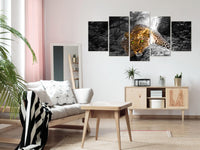 Canvas Print - Leopard Lying (5 Parts) Wide Grey