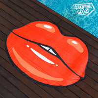 Adventure Goods Kiss Beach Towel