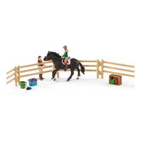 SCHLEICH Horse Club Riding School with Riders and Horses Toy Playset, 5 to 12 Years, Multi-colour (42389)